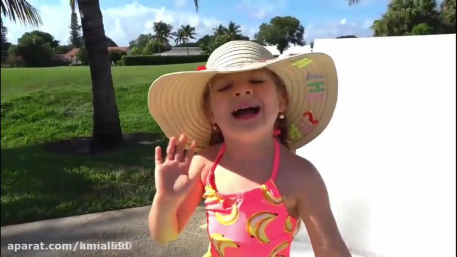 دیانا و روما :☆: دیانا به استخ...