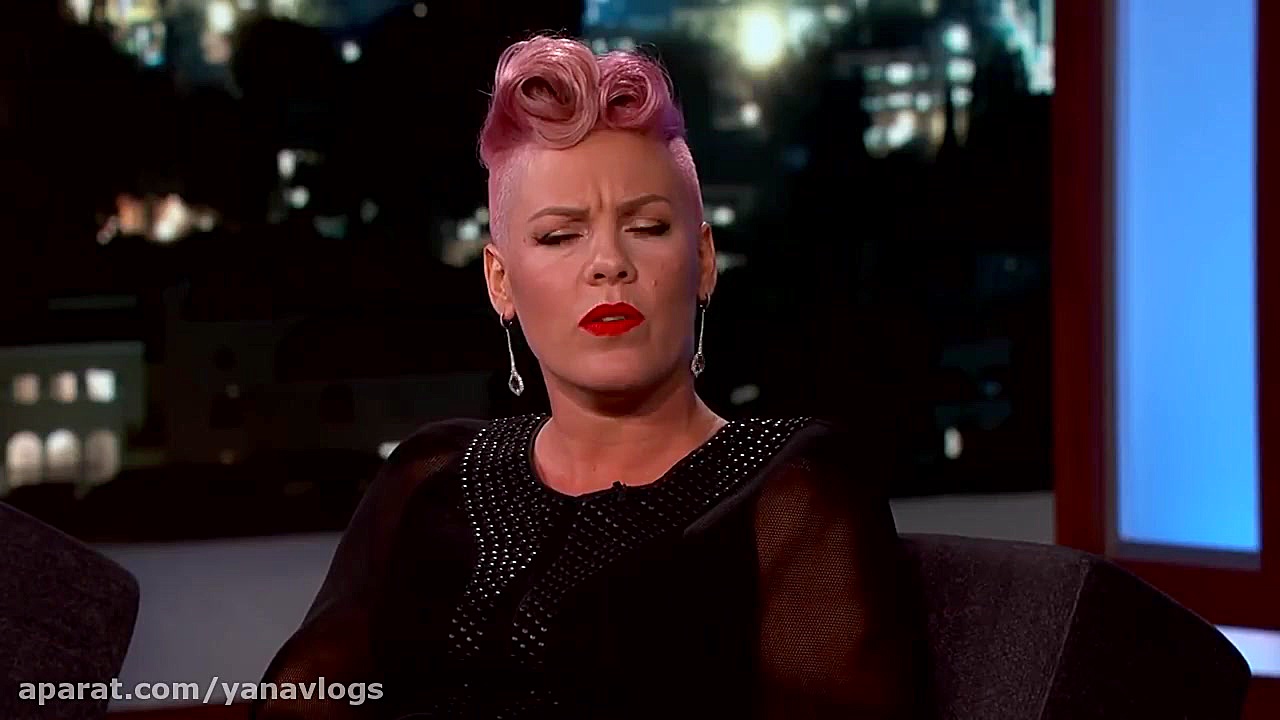 جانی دپ  پینک را سوپرایز میکنه...