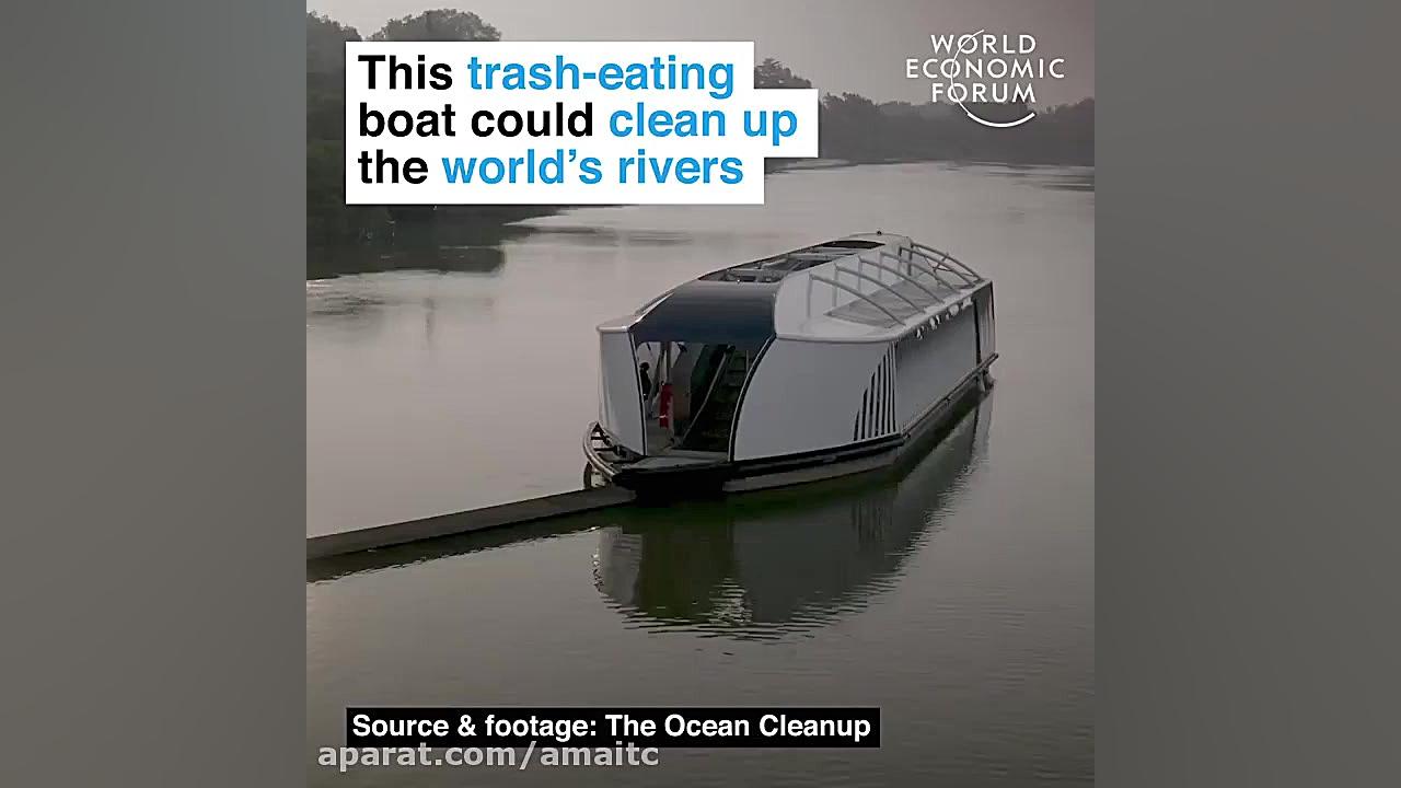 قایقی برای پاکسازی رودخانه&zwn...