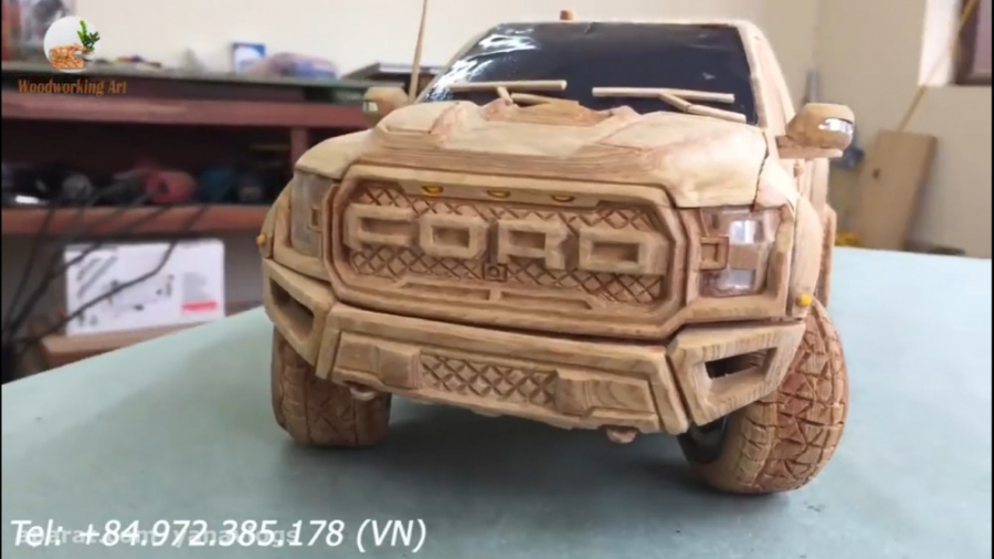 طراحی و مجسمه سازی با چوب  فور...