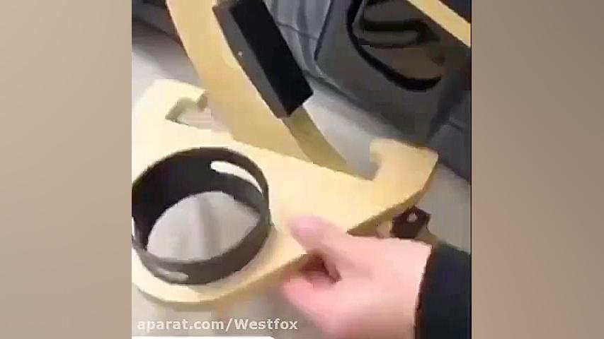 میزی کاربردی برای کامپیوتریا