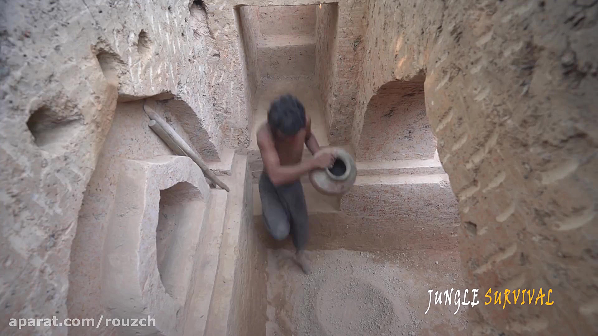 ساخت استخر شنا به شکل تونل زیر...