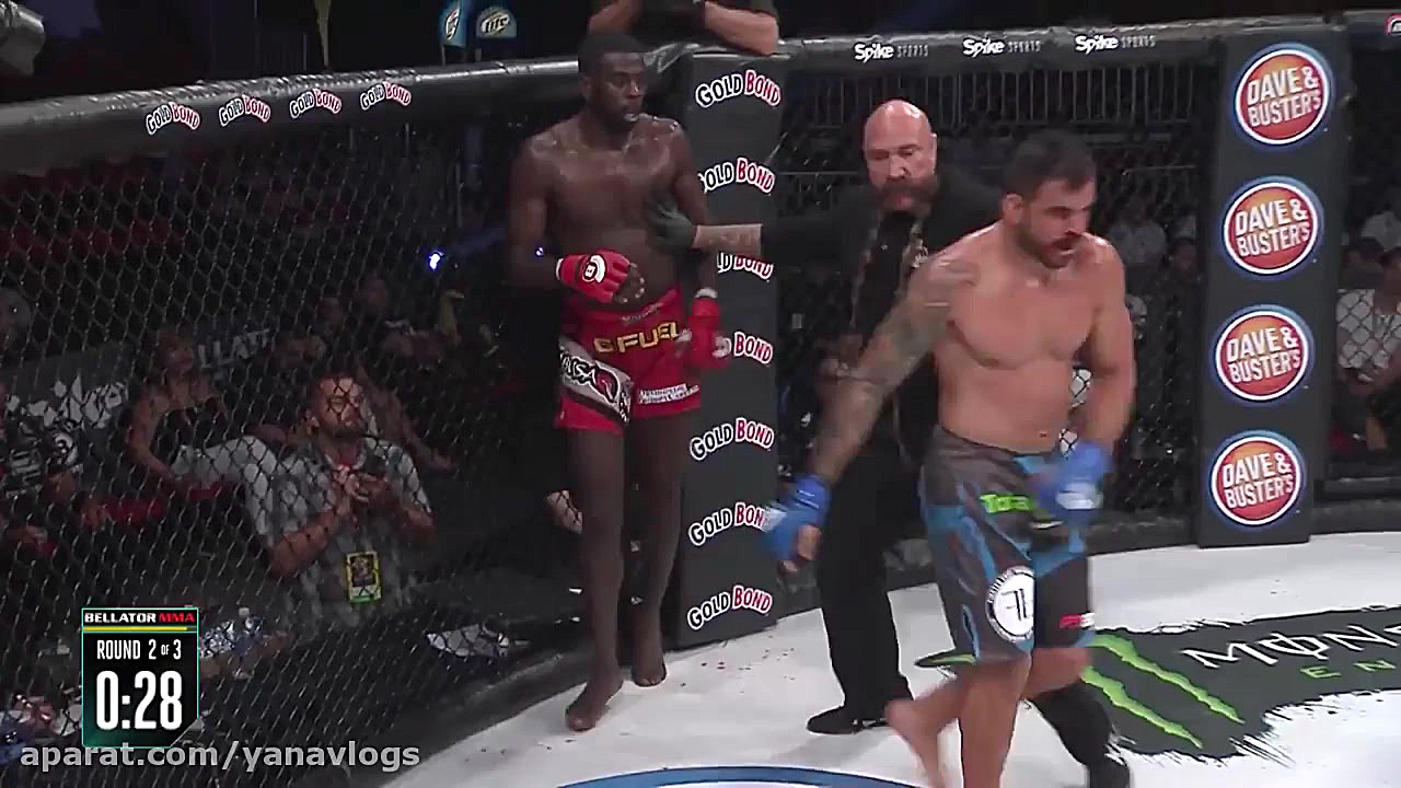 مبارزه MMA بین Chidi Njokuani...