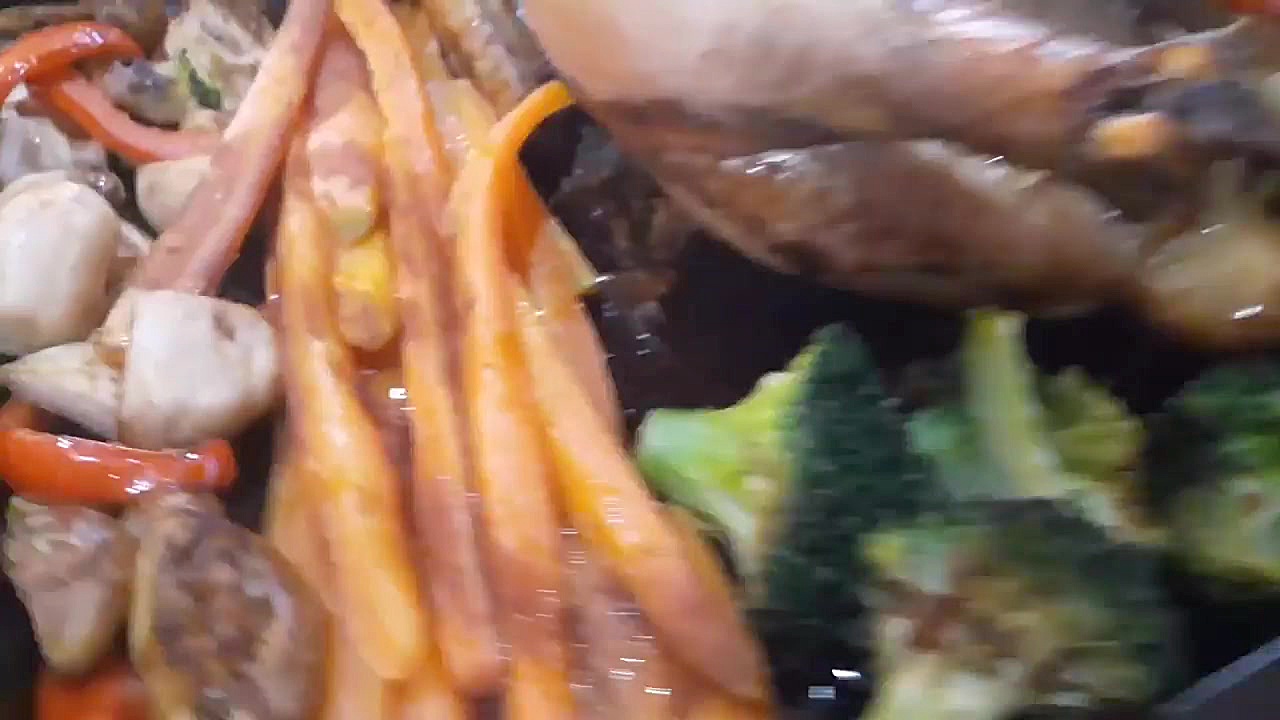 طرز تهیه(مرغ لذیذ داخل قابلمه...