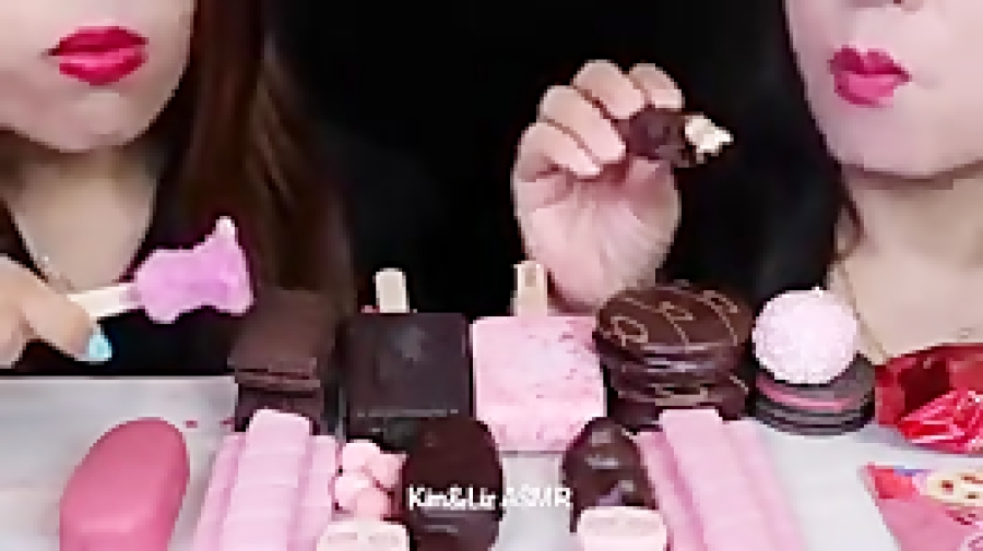 خوردنی های باطعم توت فرنگی و ک...