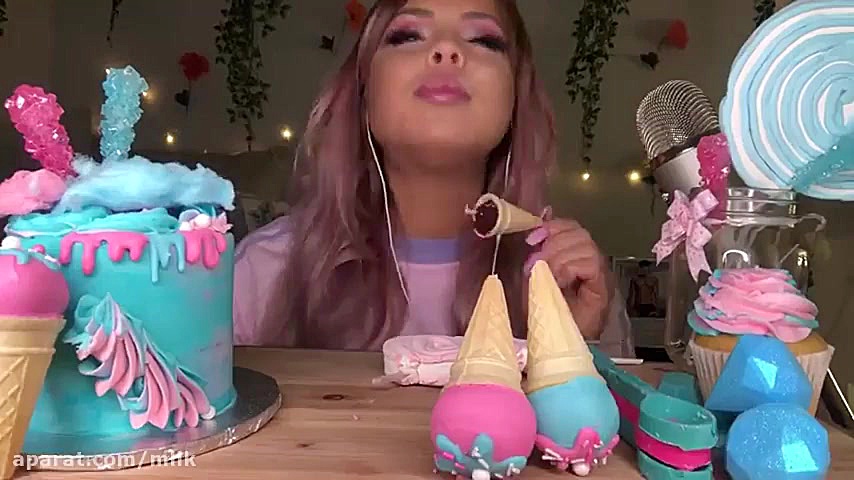 اسمر فود  آبی صورتی