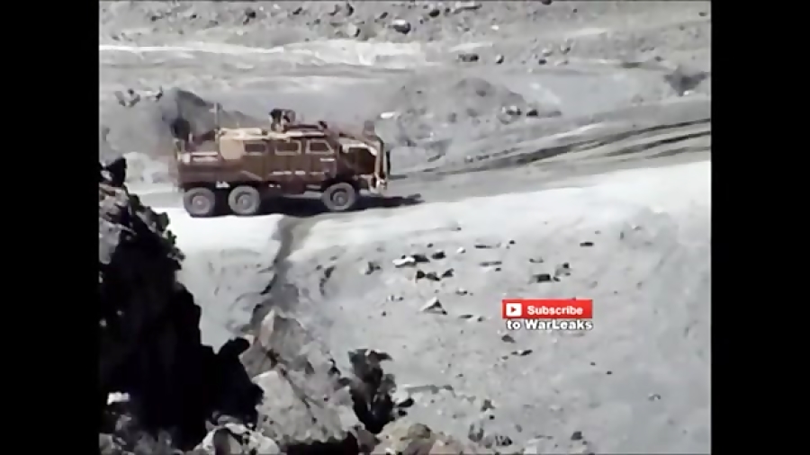 هدف قرار کرفتن خودروی زرهی توس...