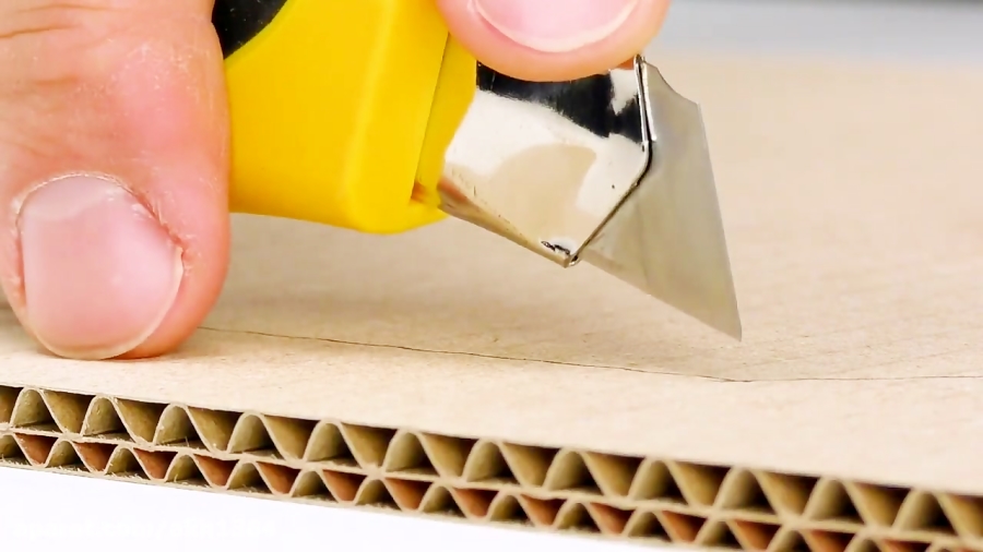 طرز ساخت یک چمدان قفلی با کارت...