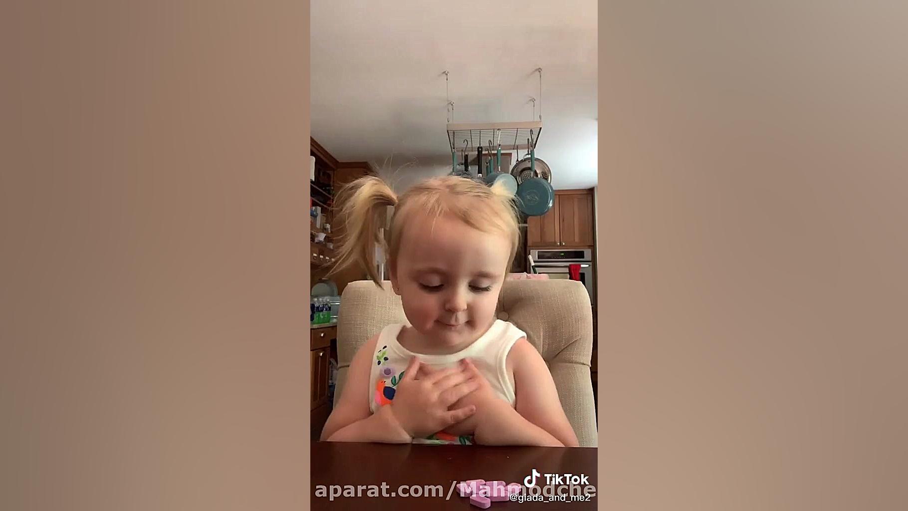 نحوی تربیت بچه توسط مادرش ببین