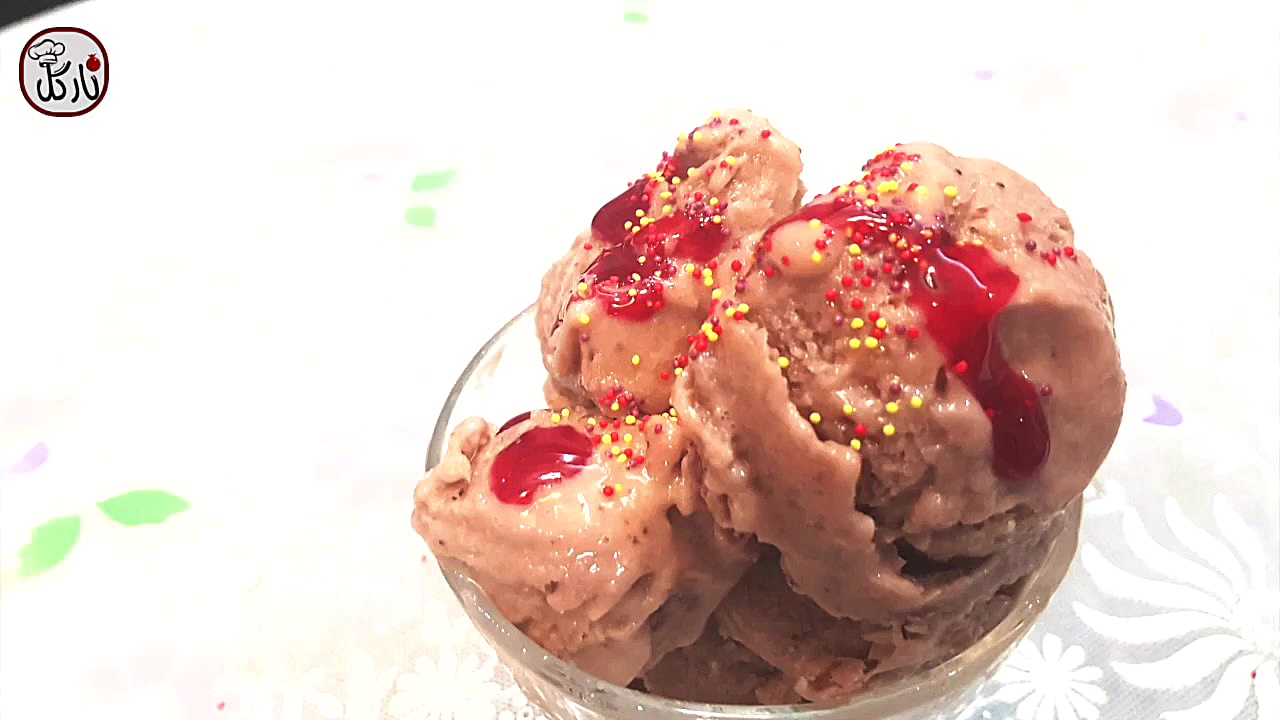 بستنی: طرز تهیه بستنی میوه ای...