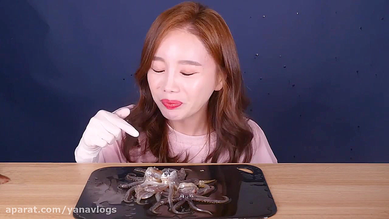 چالش غذا خوردن