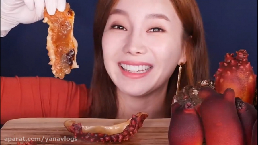 چالش اسمر غذا خوردن