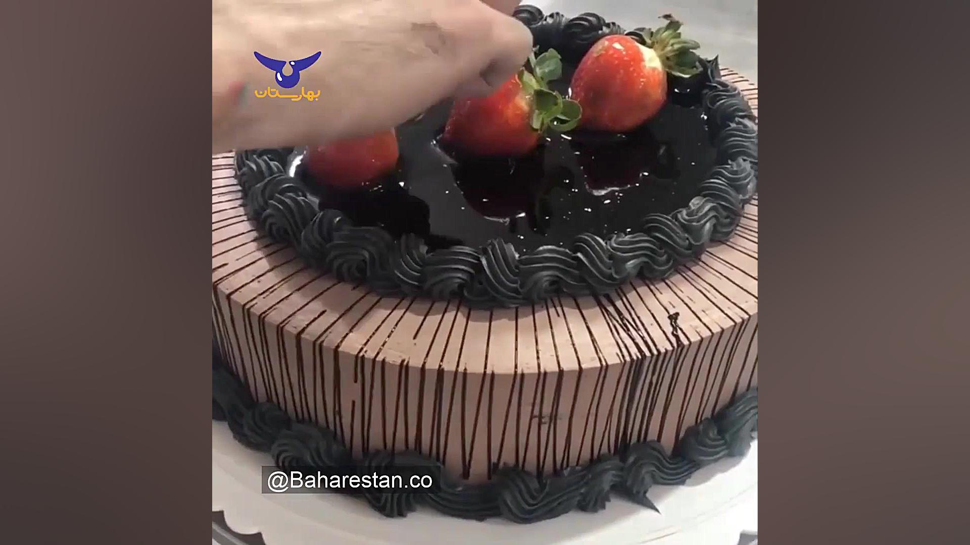 کیک تولد شکلاتی