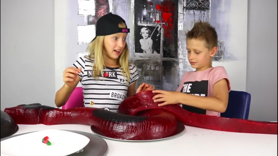 چالش ادامس بزرگ و ادامس کوچک !