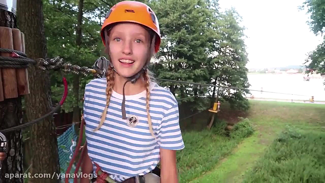 کارینا به زیپلاین میرود