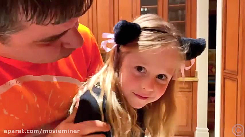 ناستیا و استیسی بازی با گربه د...