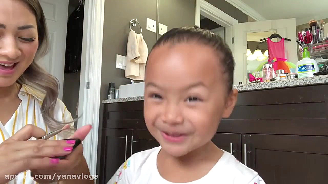 اجرای اما کوچولو در مدرسه