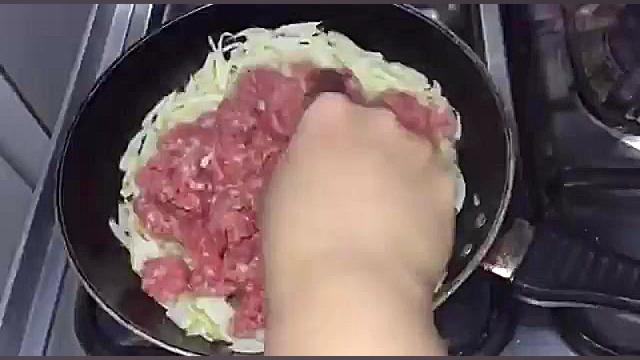 طرز تهیه رولت گوشت نان لواش