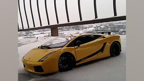ماکت ماشین لامبورگینی سنتناریو...
