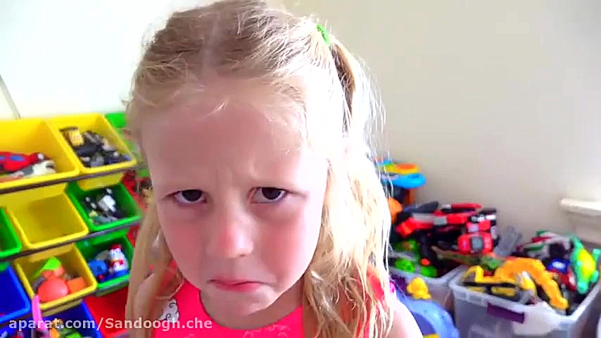 بازی با پدر بزرگ ناستیا و استی...