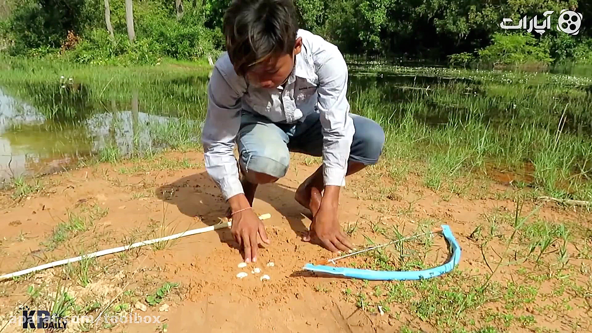 با دست خالی کروکودیل شکار کرد