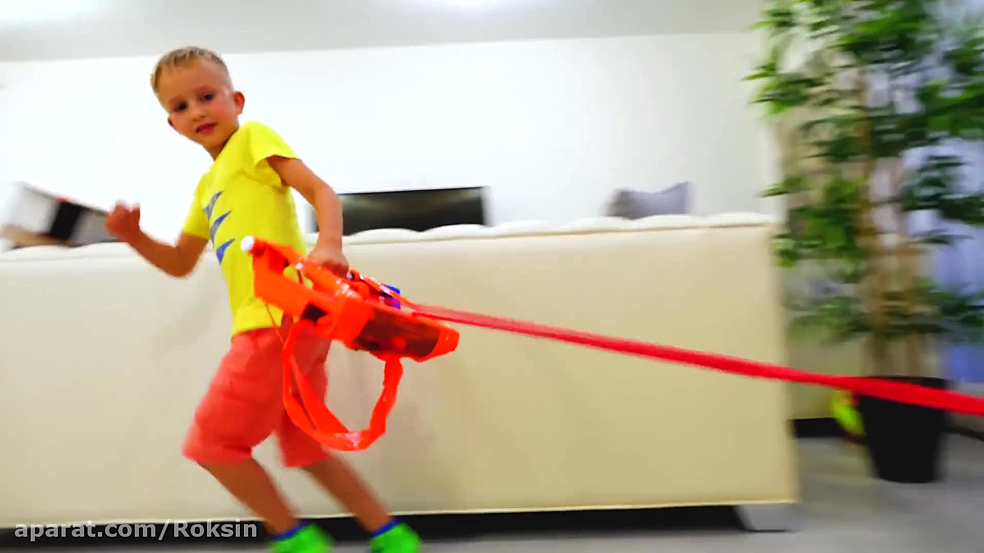 ولاد و نیکی :: ماشین یدک کش ::...