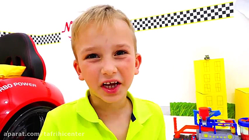 ولاد و نیکی  ماشین اسباب بازی...