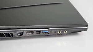 بررسی لپ تاپ MSI GP65 Leopard