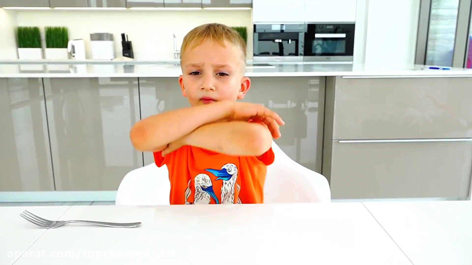 ولاد و نیکیتا  ولاد و دوستانش...