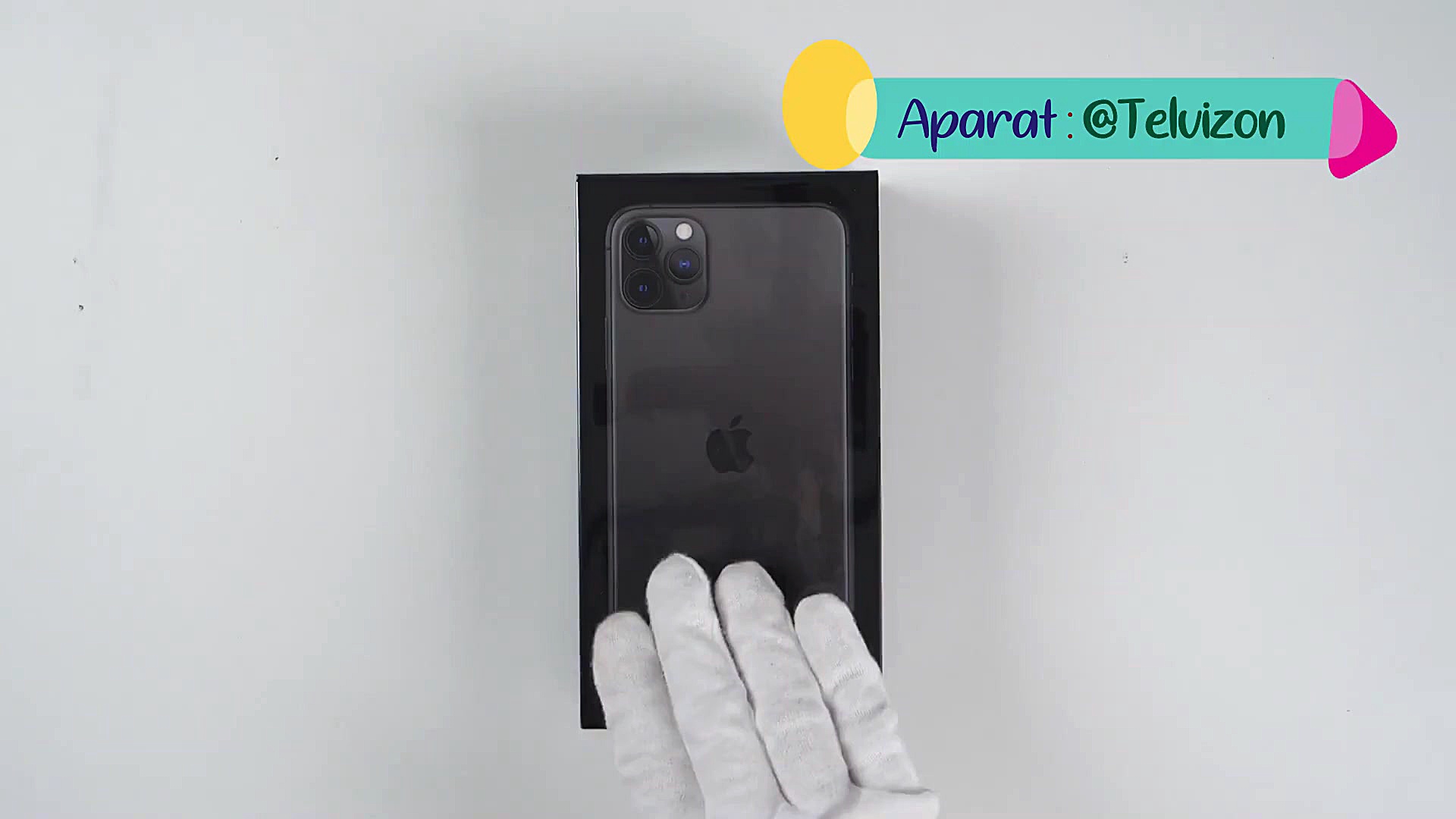 جعبه&zwnj;گشایی گوشی آیفون ۱۱...