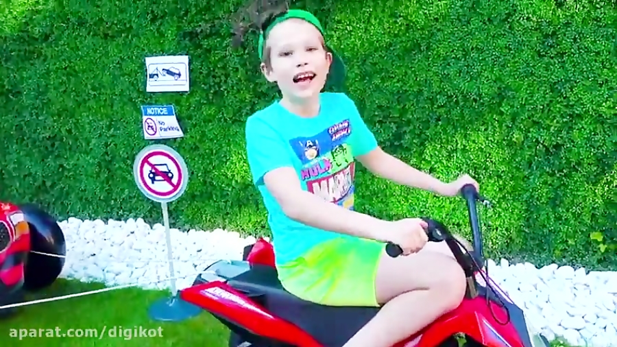 مکس و کتی  اسباب بازی های مکس...