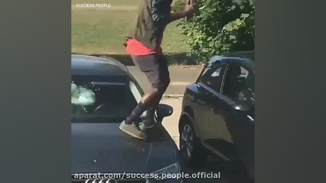 باز خوبه تو ایران فقط خط میاند...