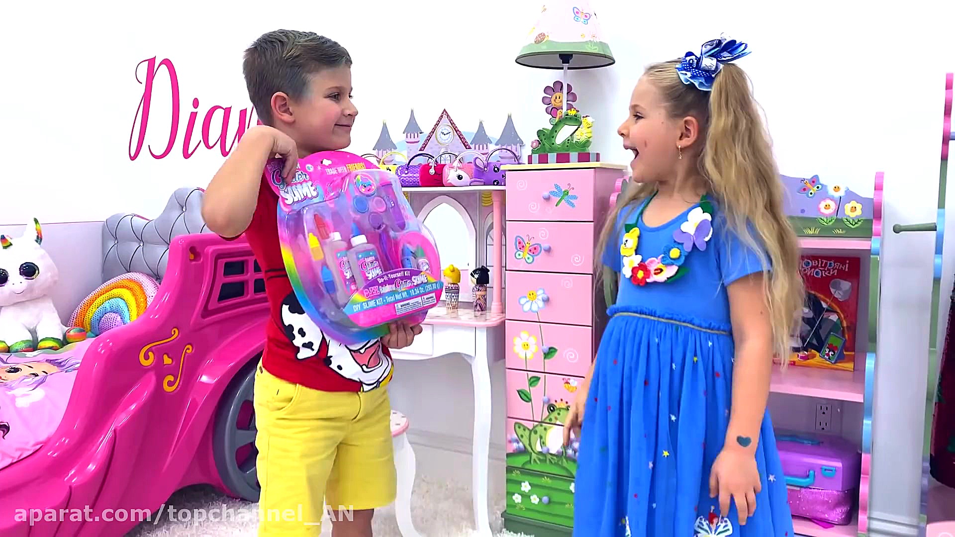 دیانا و روما  مجموعه ای از داس...