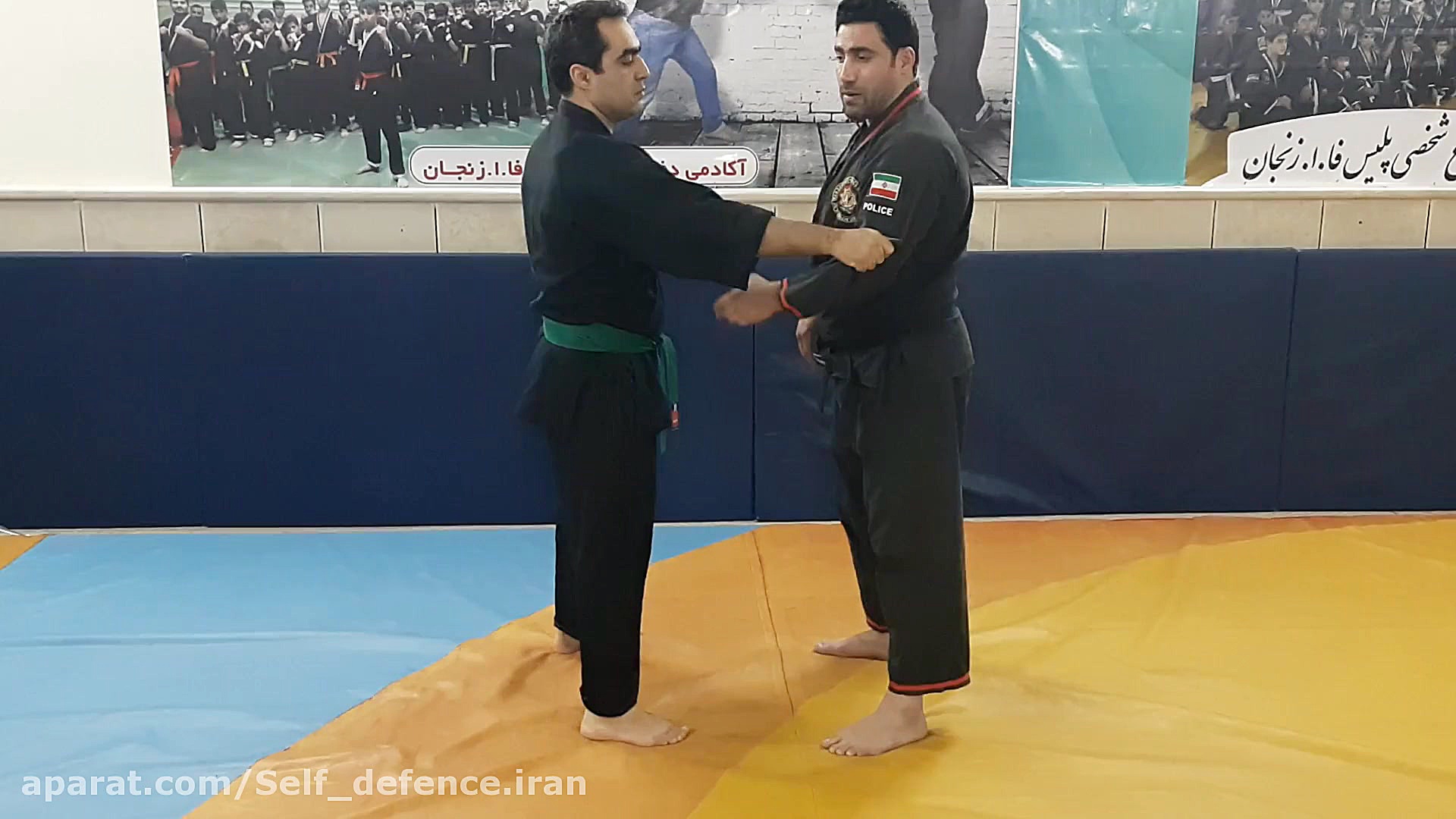 آموزش دفاع شخصی پلیس رهایی و ت...