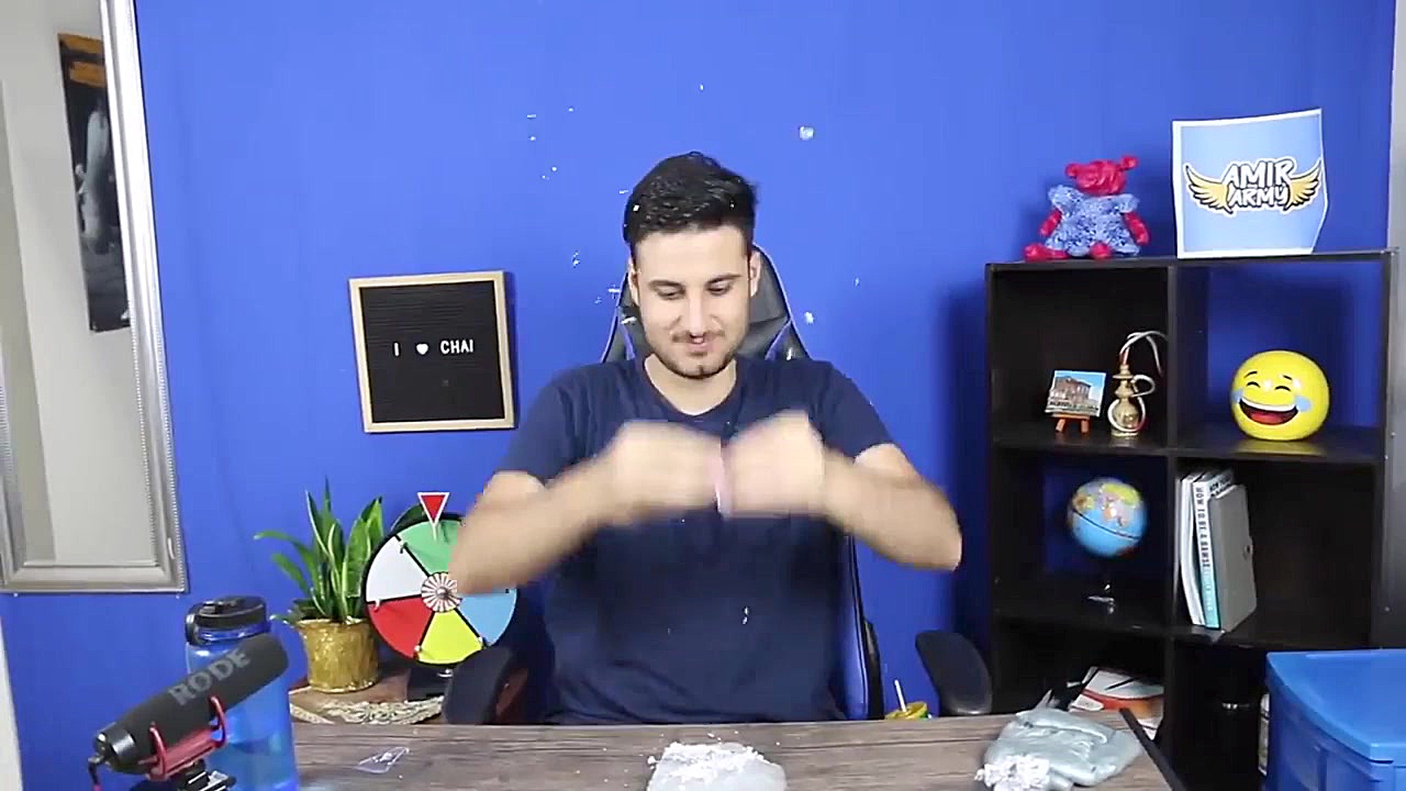 چیز های عجیب و غریب گذاشتن توی...