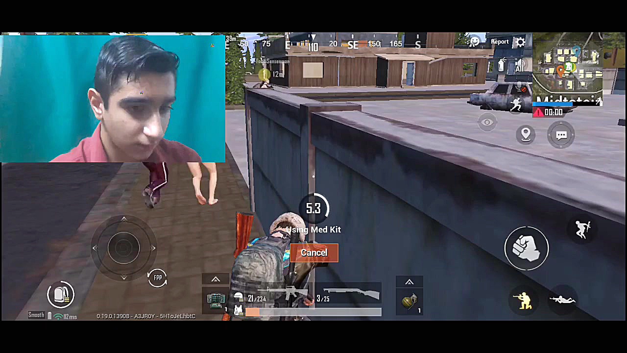 سینز وارد می شود