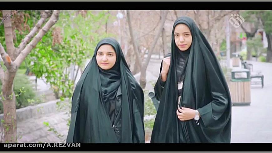 کلیپ امام خامنه ای : چگونه با...