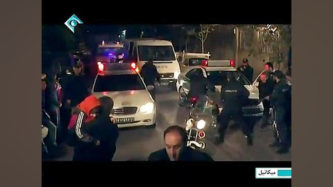 بازیگری سیروس مقدم در سریال می...