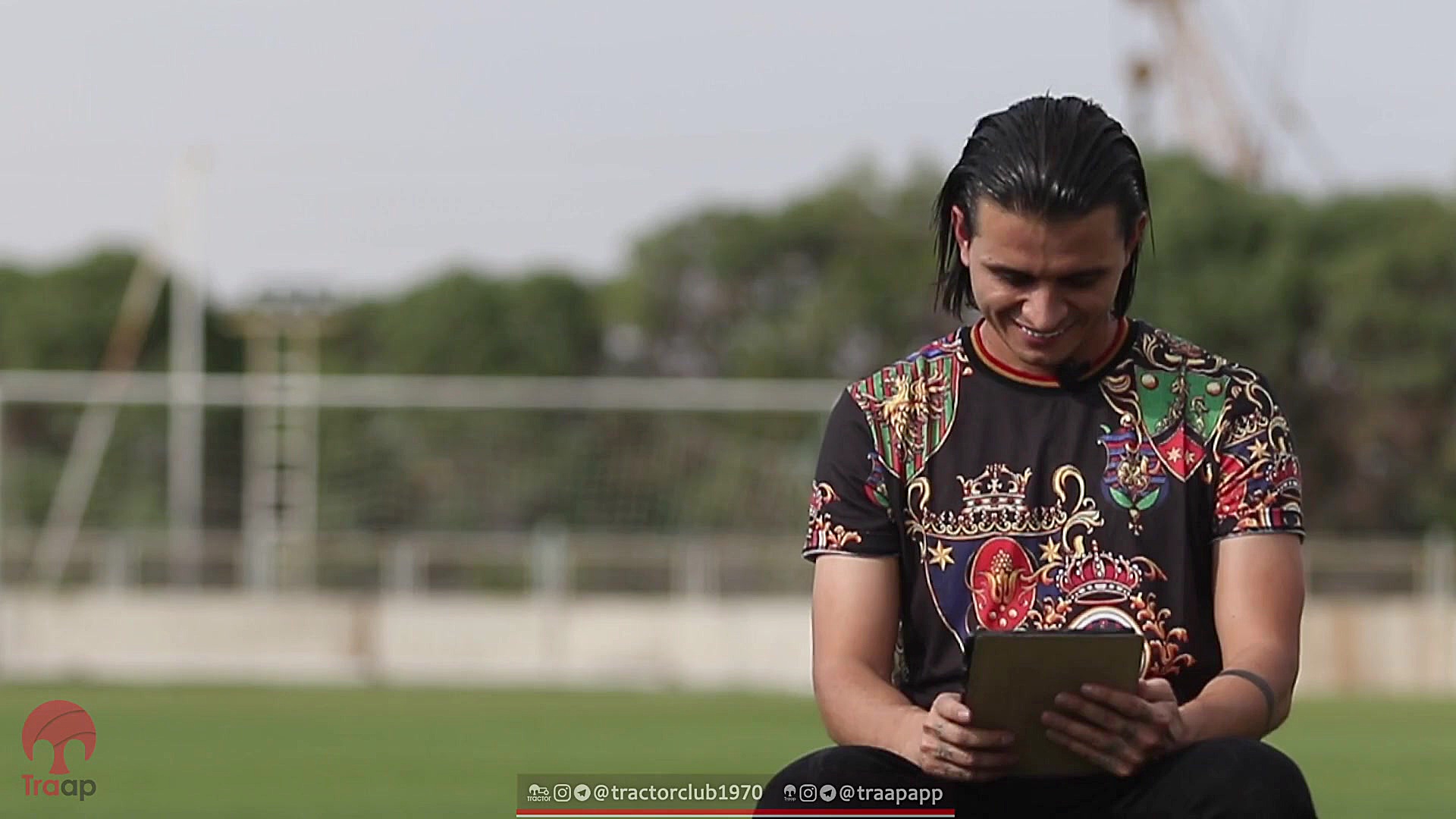 کرنر  گپی با اکبر ایمانی در بر...