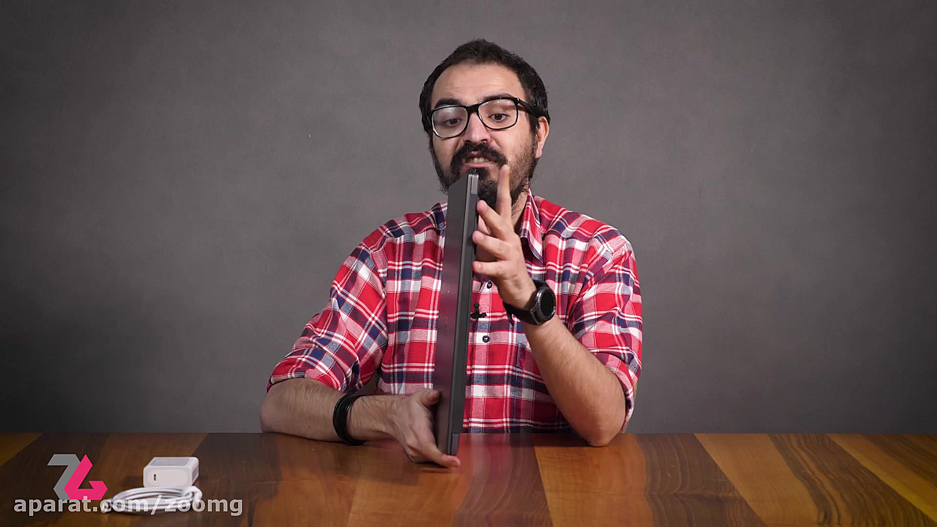 جعبه گشایی میت بوک D15