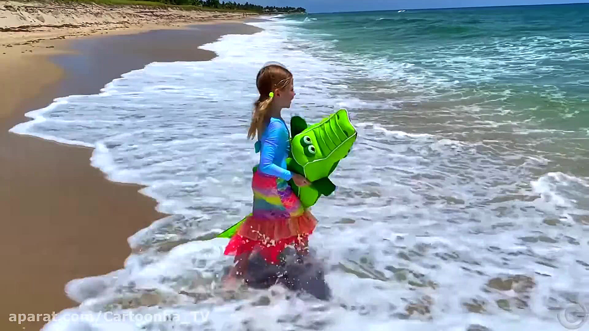 ناستیا و پدر ماجراجویی در ساحل