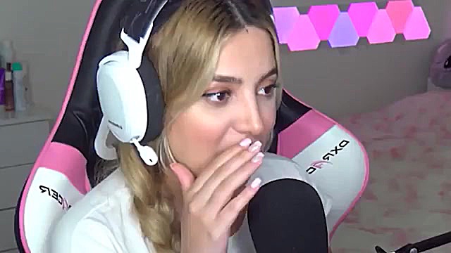 تاکسی گرل قای موشک