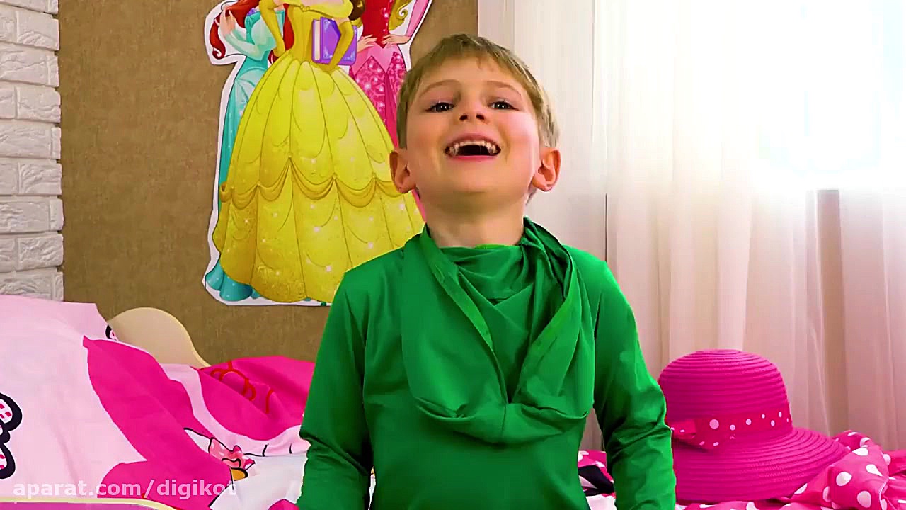 ساشا و مکس  لباس نامرئی ساشا...