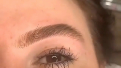 آموزش آرایش چشم و لب و اصلاح ا...