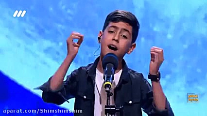 اجرای احساسی آهنگ ماه عسل در ب...