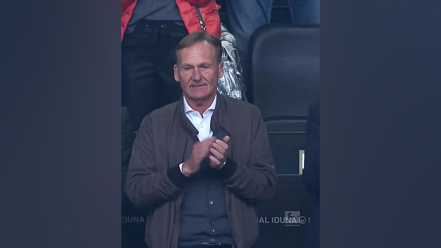 غذای ویژه در زمین فوتبال یا در...