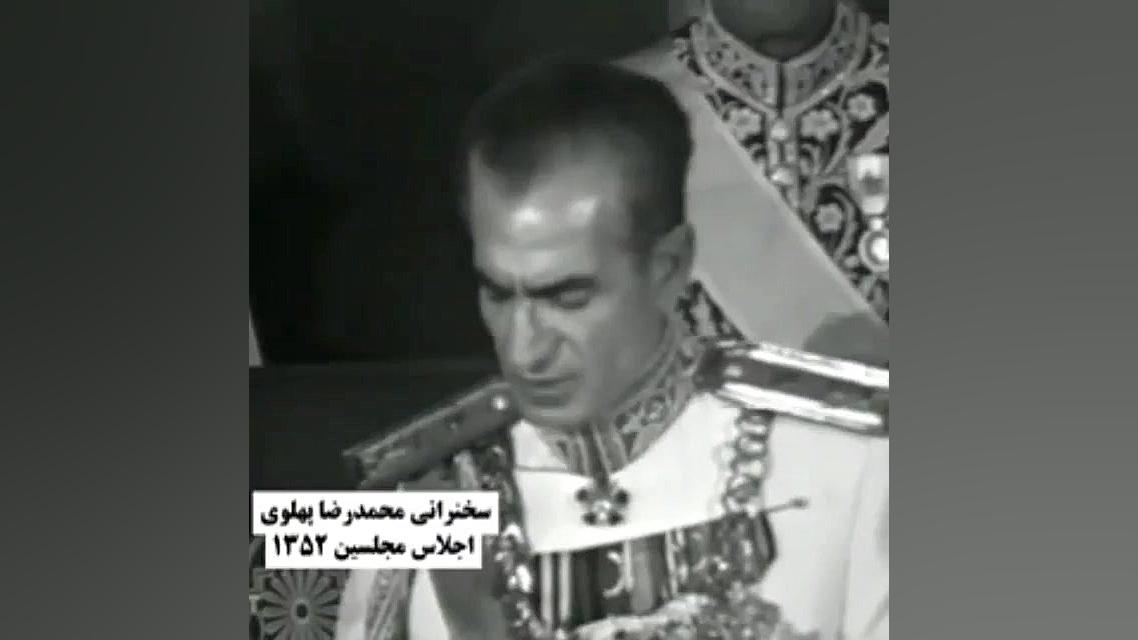 شاه تورم زمان خود را را اعتراف...