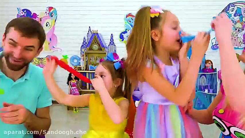 ساشا و مکس :: ساشا و شیرینی شک...