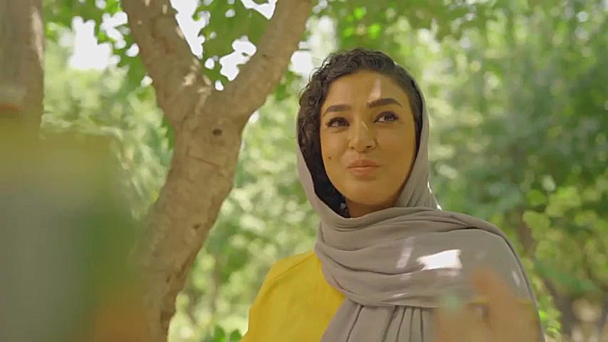 محسن ایزی  بطری بازی