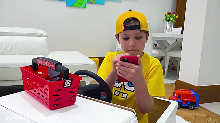 مکس و کتی  ماجراهای مکس و کتی...